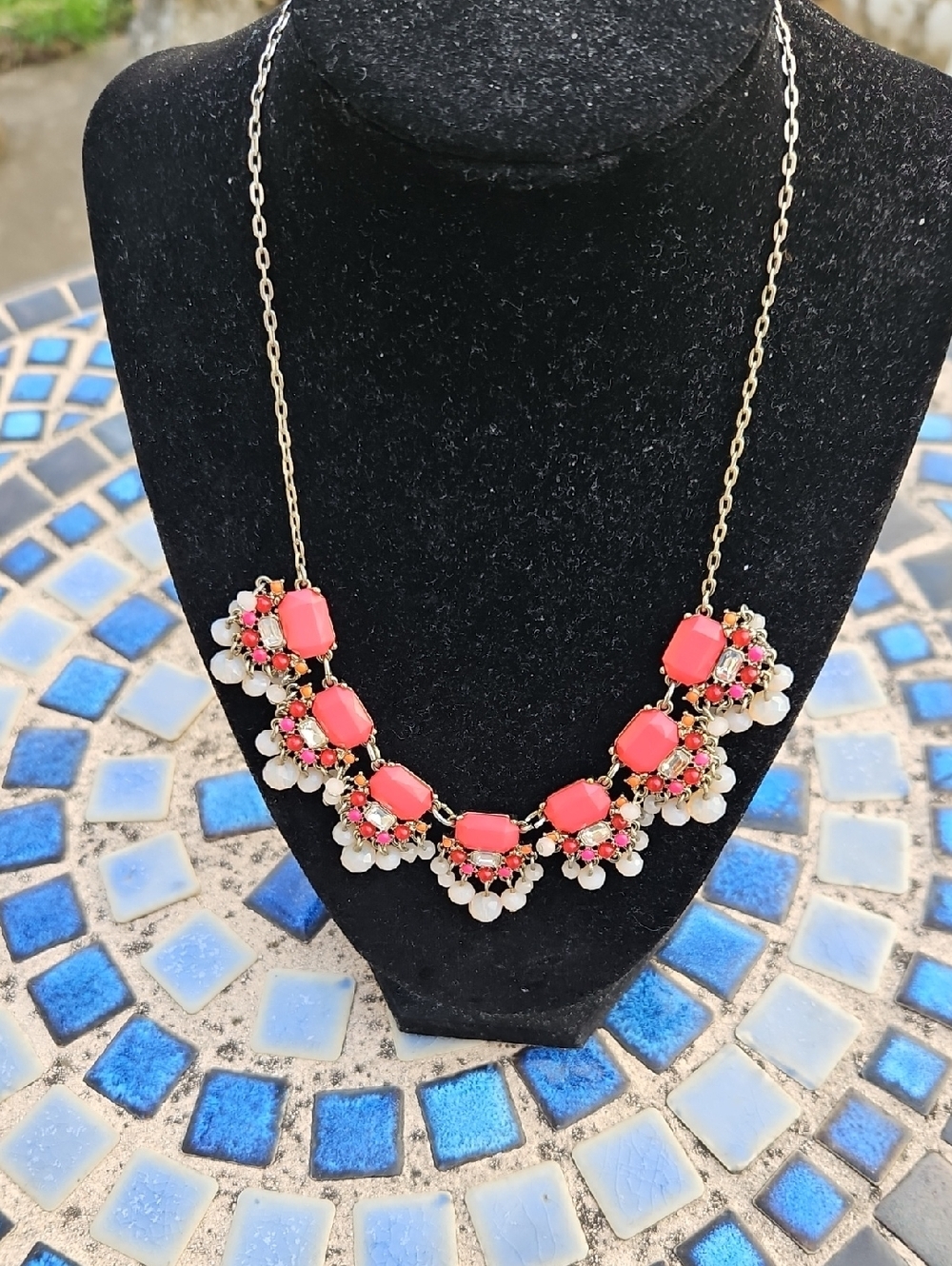 Loft Statement Necklace - Picture 2 of 6